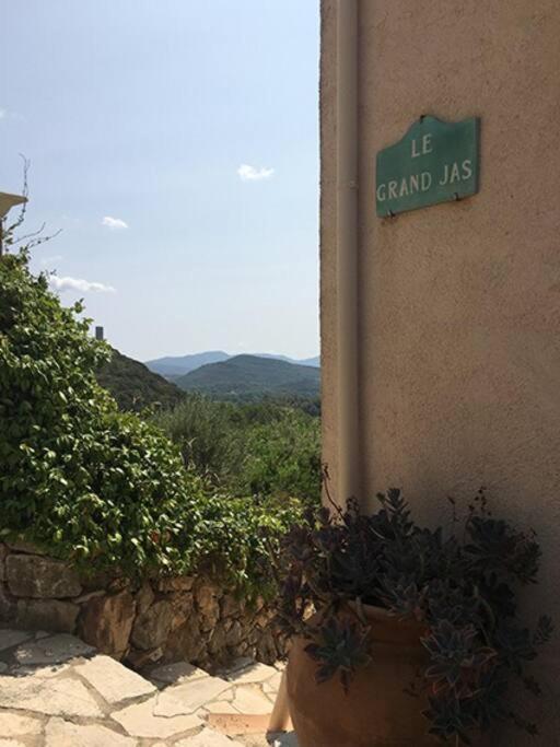 Апартаменты Experience The Provencal Dream Taradeau Экстерьер фото