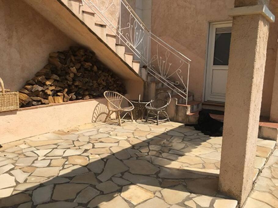 Апартаменты Experience The Provencal Dream Taradeau Экстерьер фото