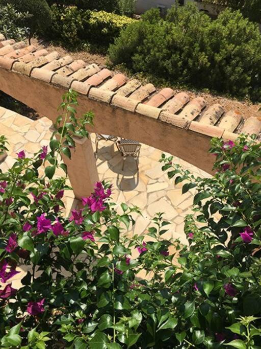 Апартаменты Experience The Provencal Dream Taradeau Экстерьер фото