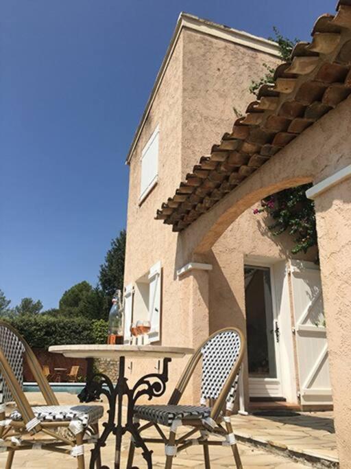 Апартаменты Experience The Provencal Dream Taradeau Экстерьер фото